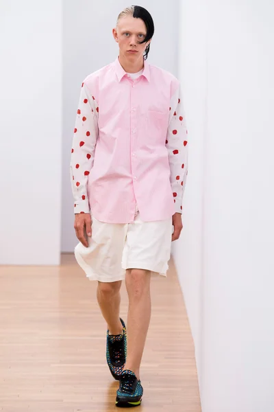 Look 24
